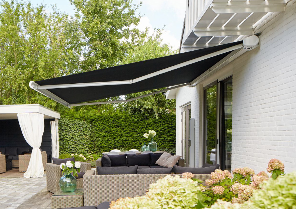 Markilux 5010 awning