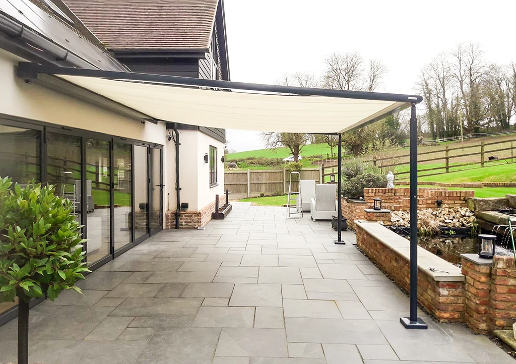 Markilux Pergola Cubic - side view - installed in Kings Langley by Access Awnings