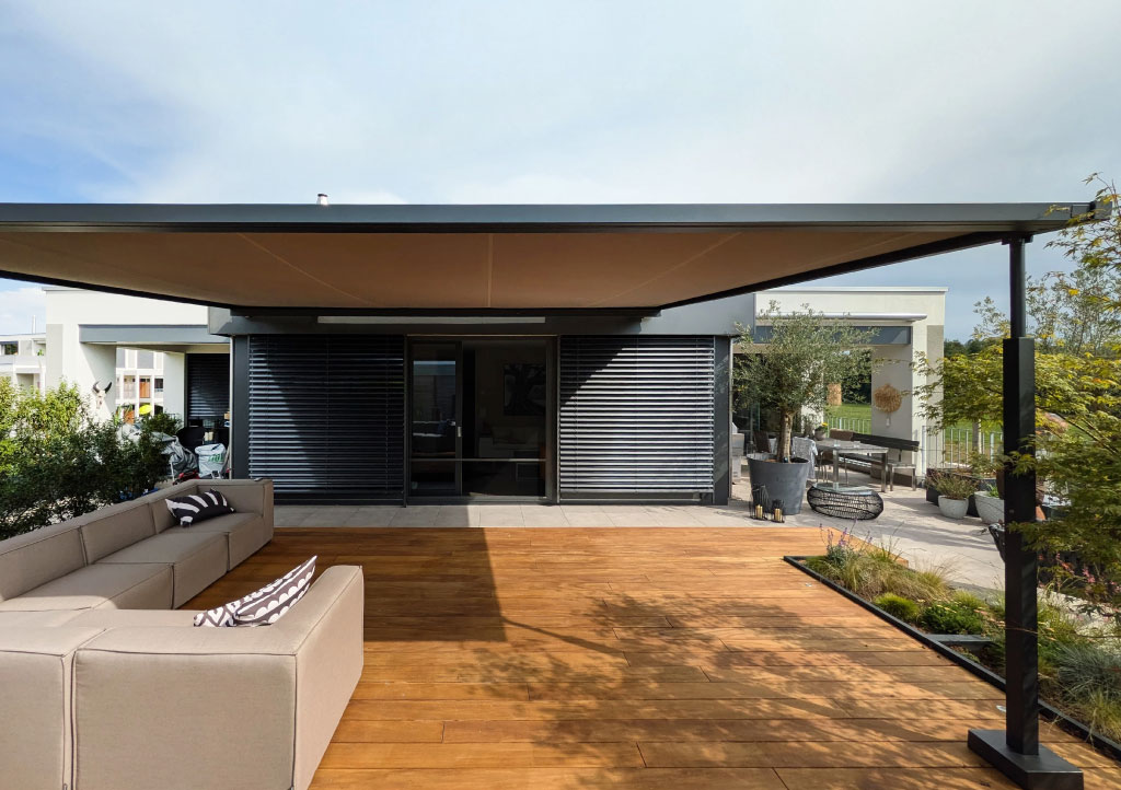 Markilux Pergola Style penthouse installation